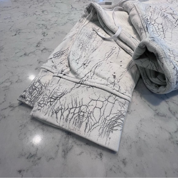 Lululemon Warm Down Joggers - Picture 5 of 8